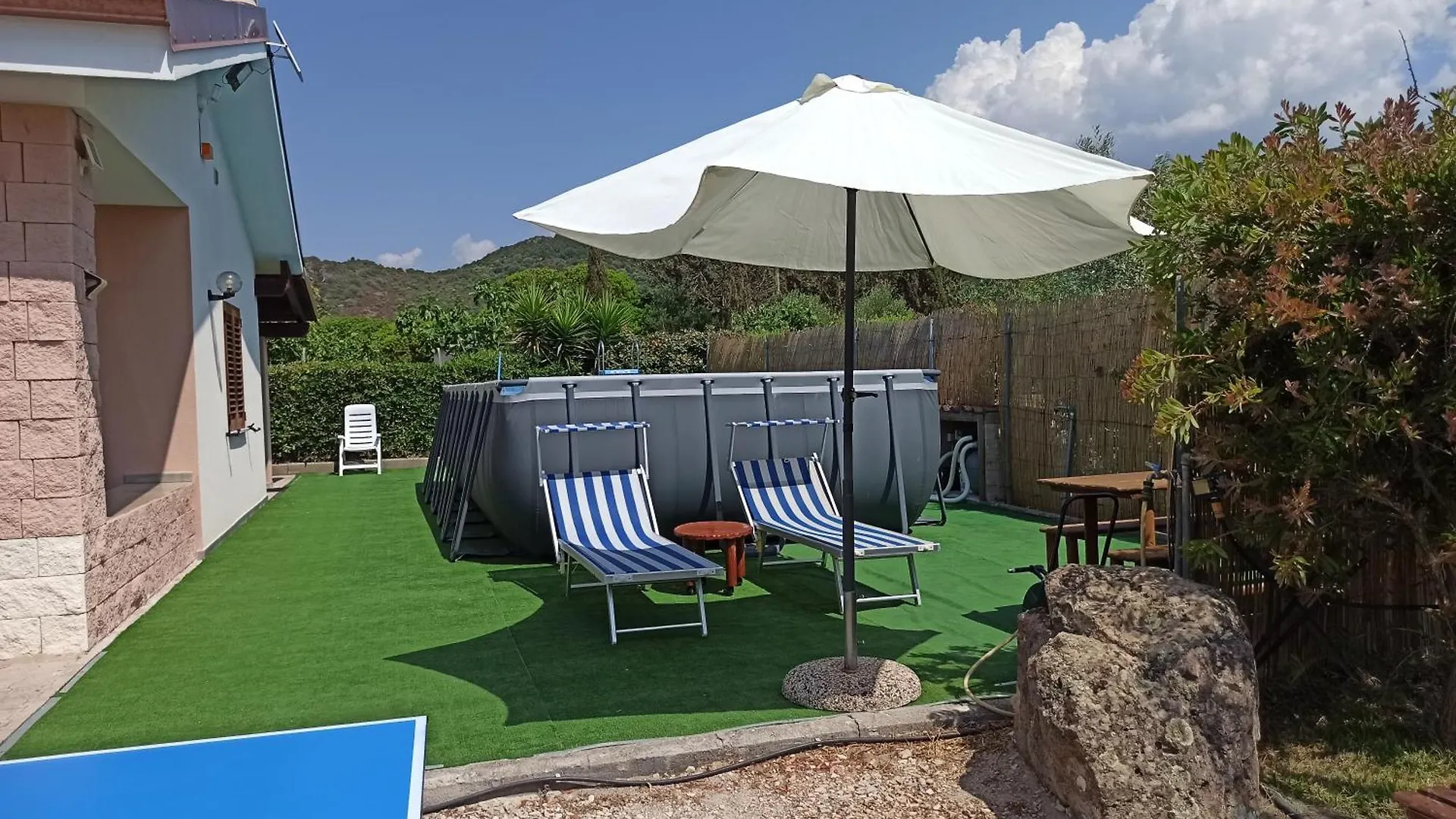 Villa Con Piscina 